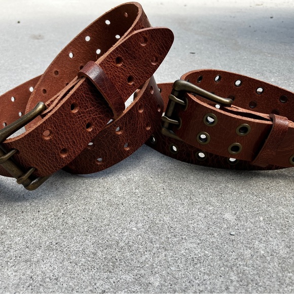 Handmade Leather Belt Double Holes Double Holes Eyelets and Grommets - Picture 1 of 6